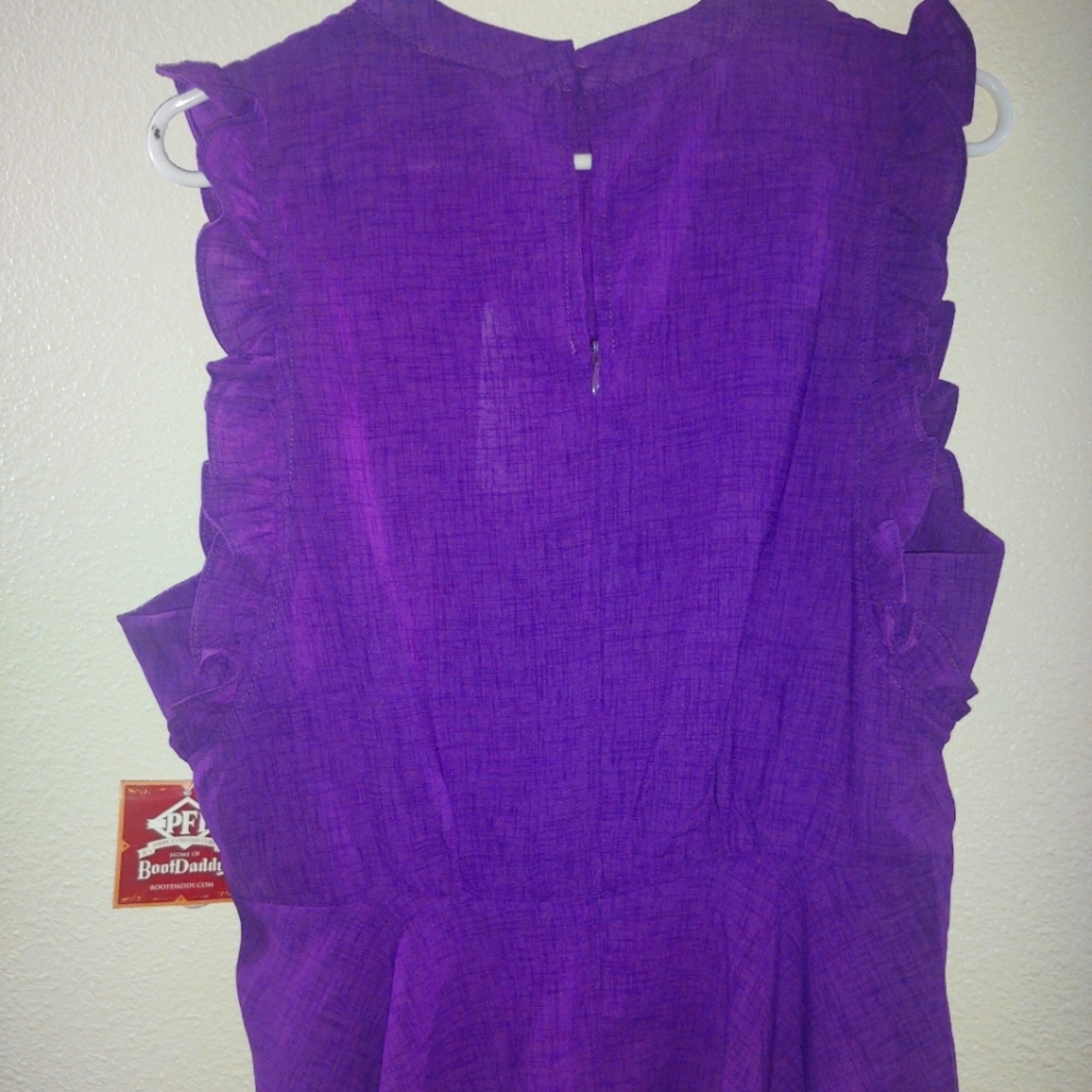 Sleeveless blouse